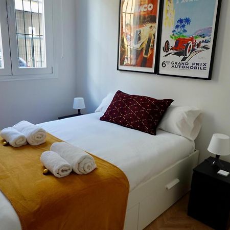 Peral Boutique Apartaments Siviglia Esterno foto