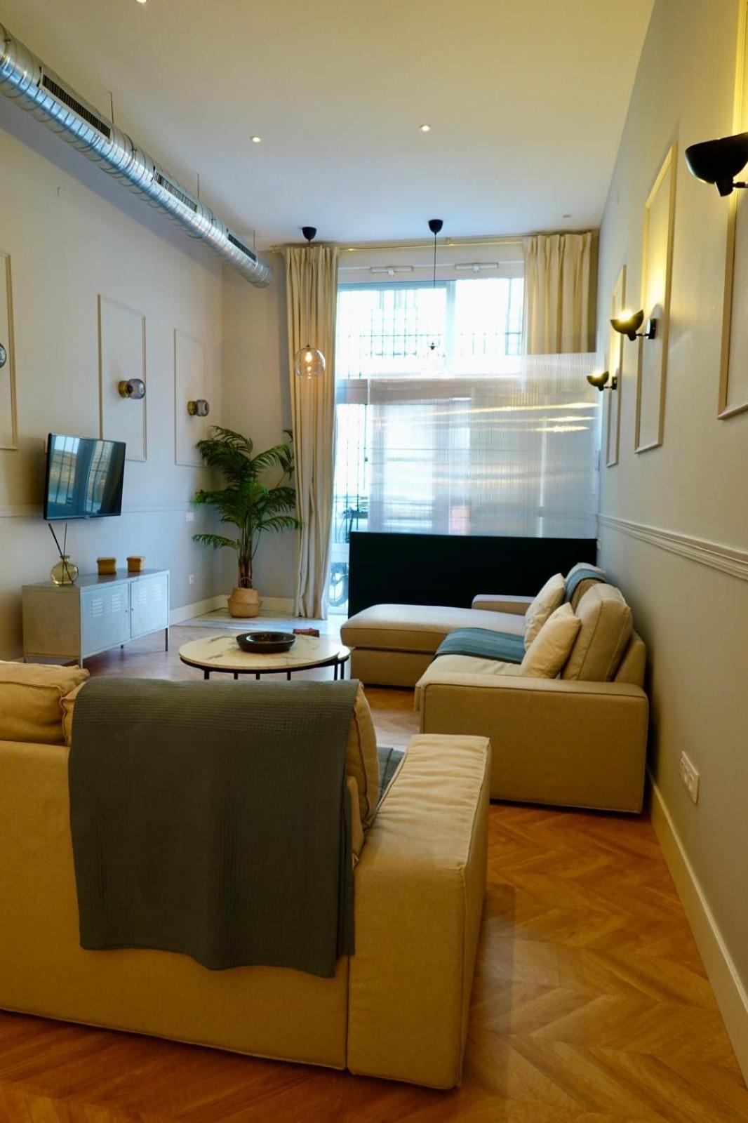 Peral Boutique Apartaments Siviglia Esterno foto