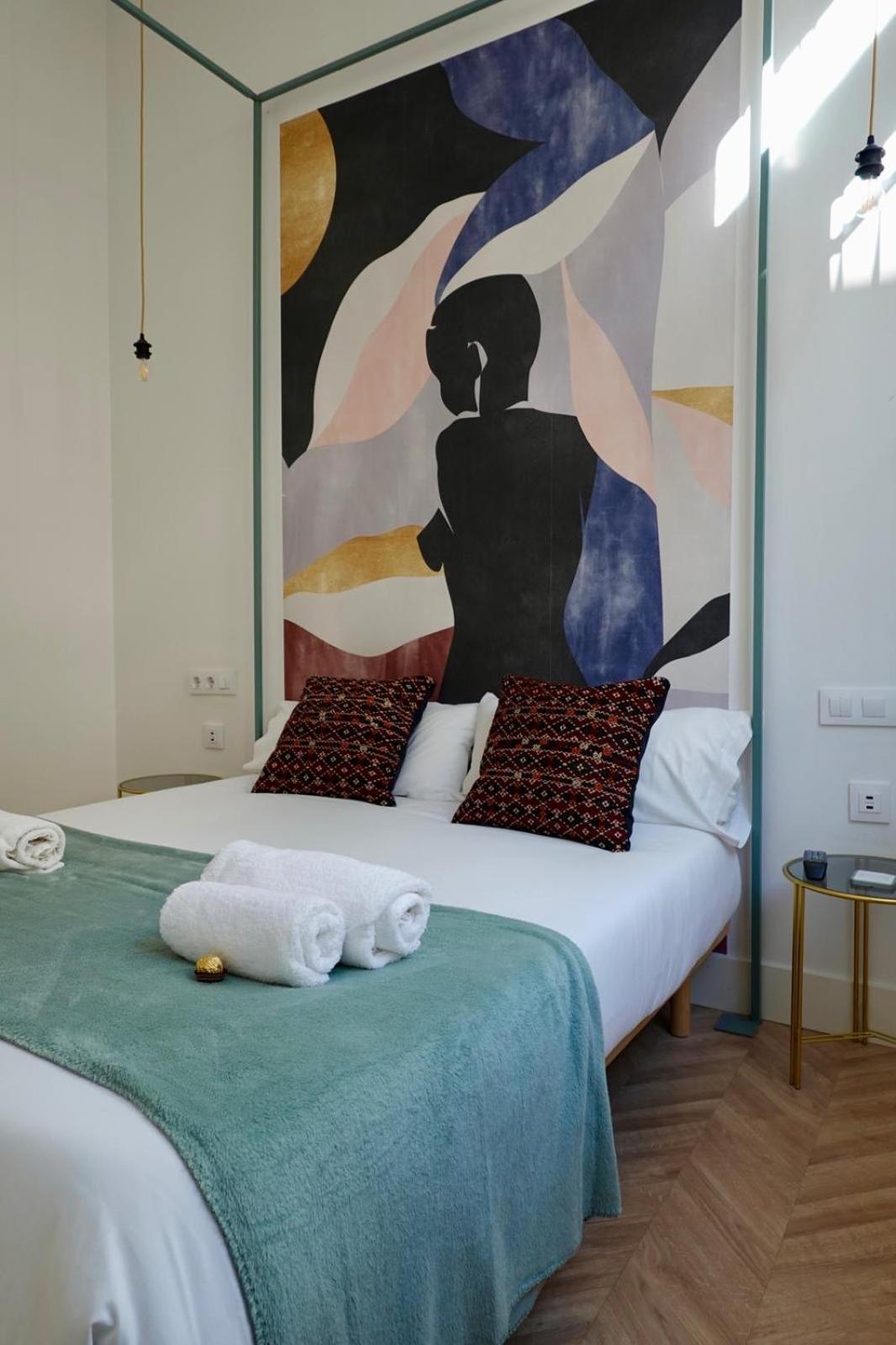 Peral Boutique Apartaments Siviglia Esterno foto